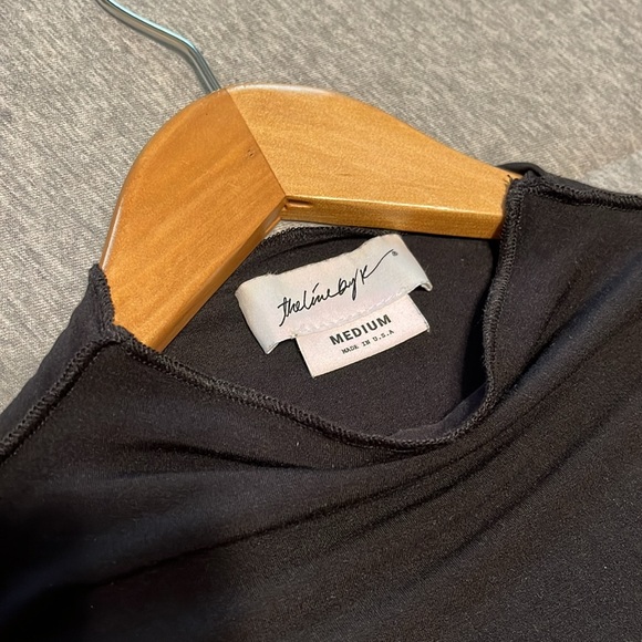 SOLD - The Line by K Reese Mock Neck Top - Picture 5 of 8